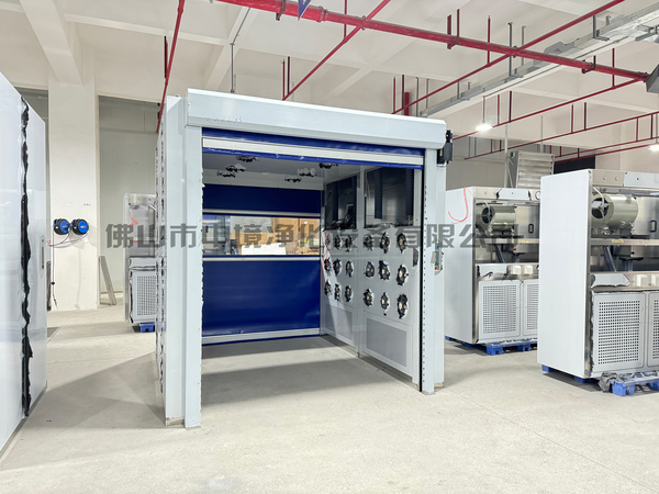 快速卷帘门+货淋室